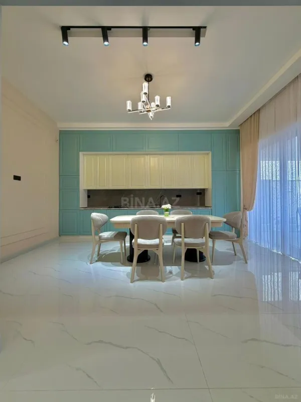 Satılır 4 otaqlı həyət evi 180 m²