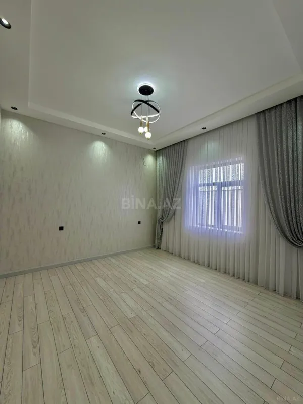 Satılır 4 otaqlı həyət evi 180 m²
