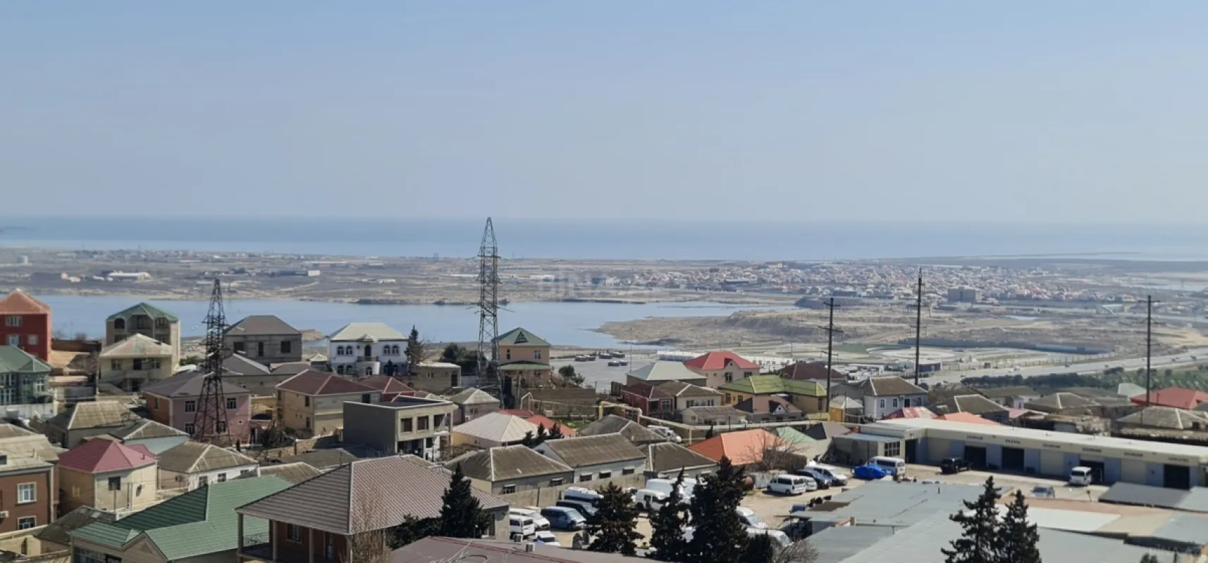 Satılır 2 otaqlı mənzil 67 m²