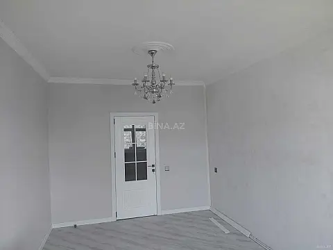 Satılır 2 otaqlı mənzil 67 m²