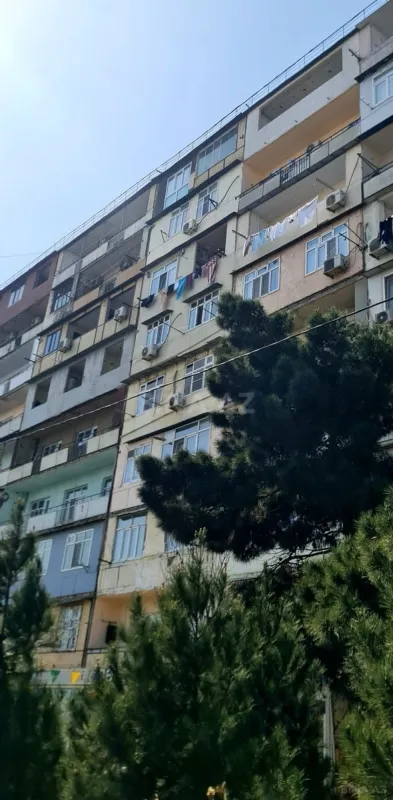 Satılır 2 otaqlı mənzil 67 m²