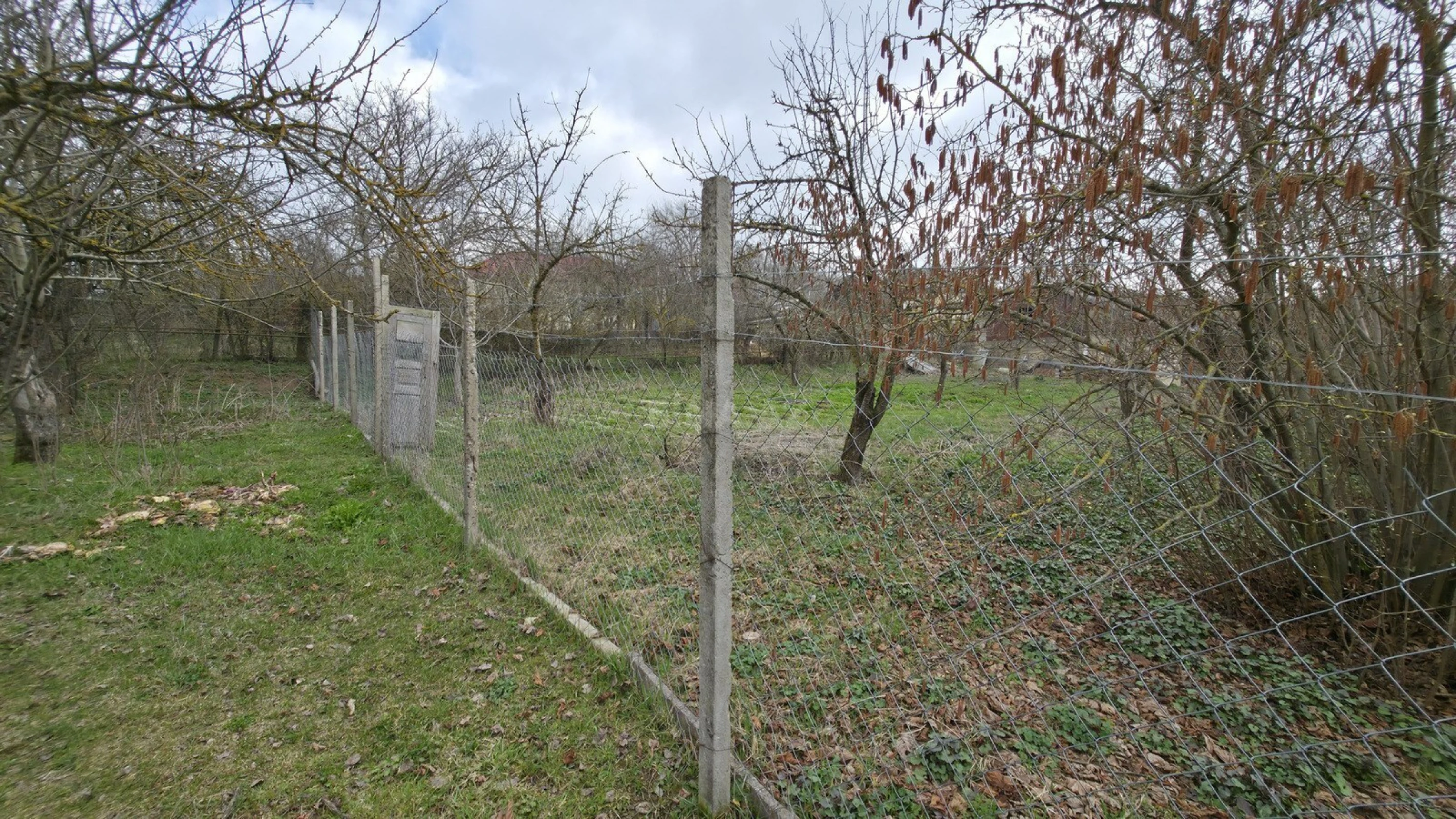 Satılır torpaq sahəsi 27 m²