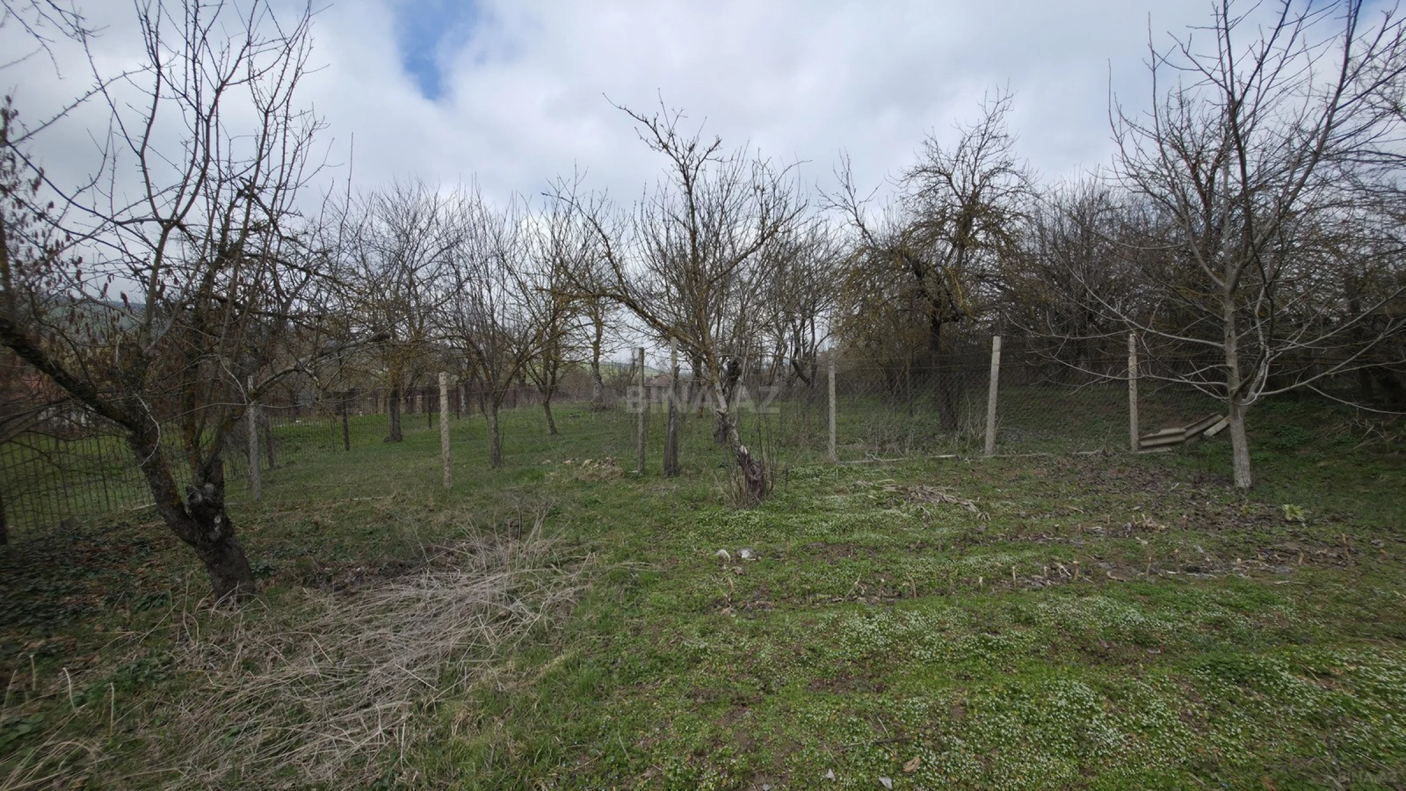 Satılır torpaq sahəsi 27 m²