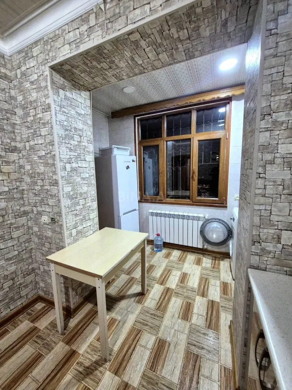 Kirayə verilir 3 otaqlı mənzil 90 m²