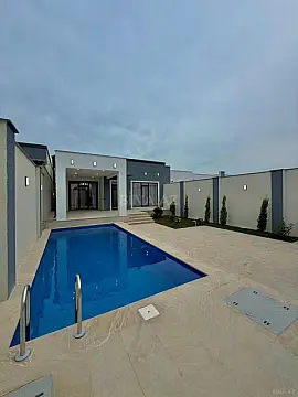 Satılır 4 otaqlı həyət evi 150 m²