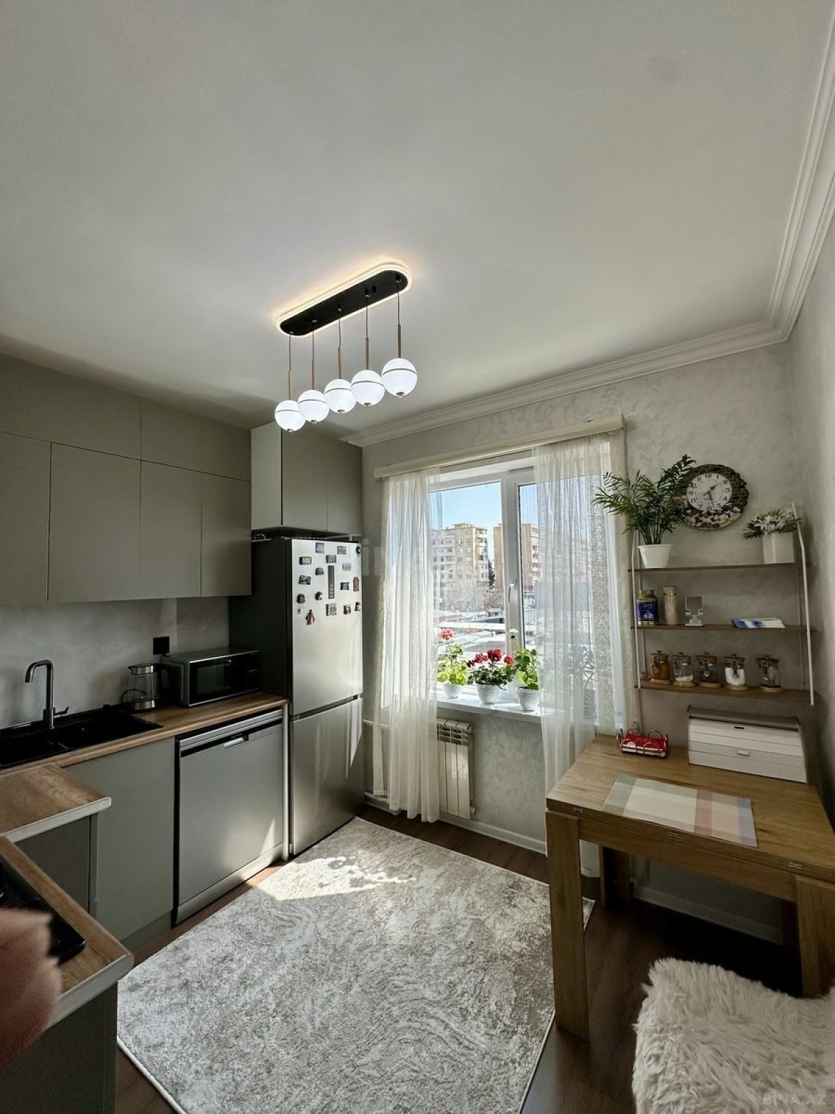 Satılır 2 otaqlı mənzil 61 m²