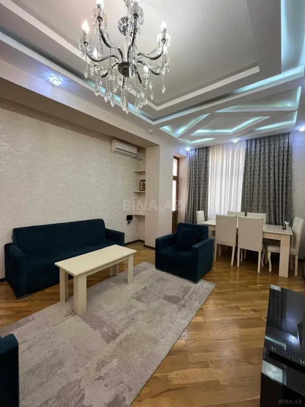 Kirayə verilir 3 otaqlı mənzil 115 m²