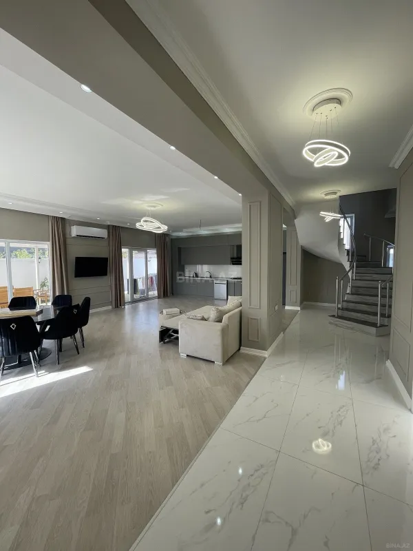 Kirayə verilir 6 otaqlı həyət evi 300 m²