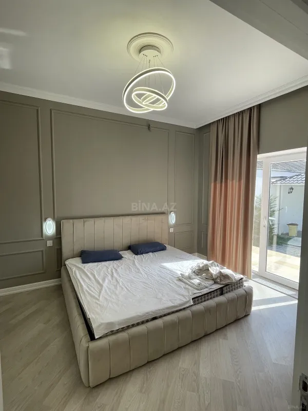 Kirayə verilir 6 otaqlı həyət evi 300 m²
