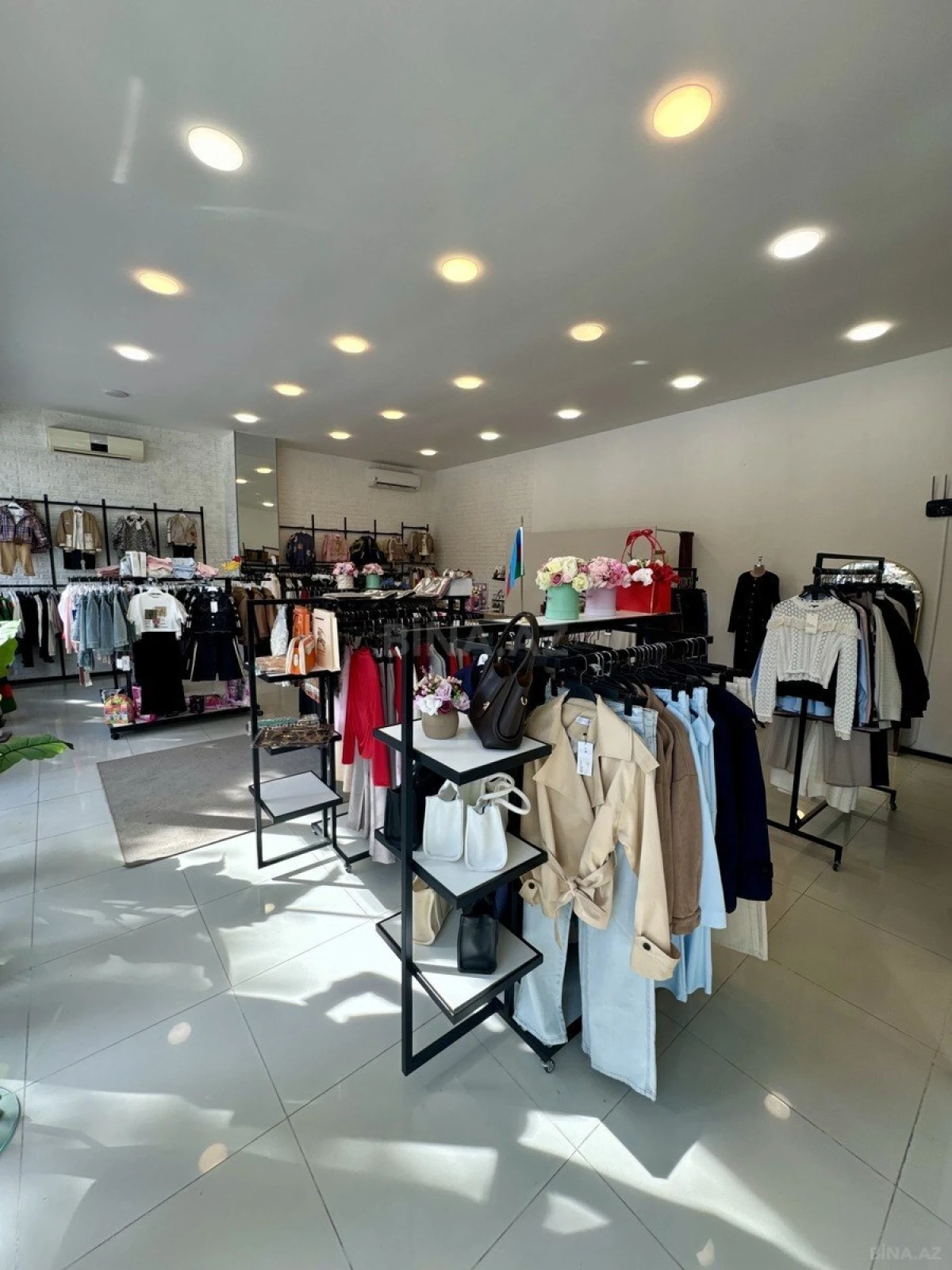 Kirayə verilir obyekt 83 m²