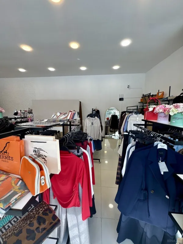 Kirayə verilir obyekt 83 m²