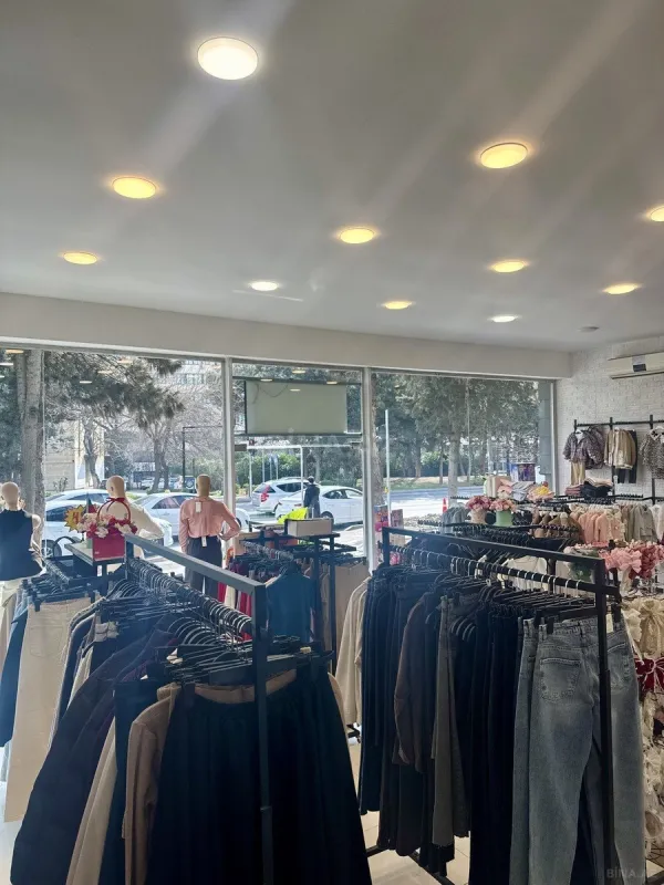 Kirayə verilir obyekt 83 m²