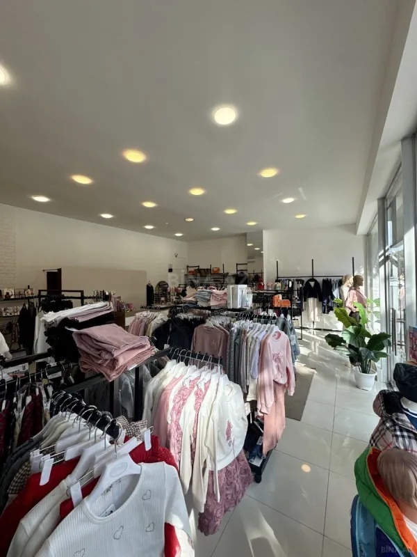 Kirayə verilir obyekt 83 m²