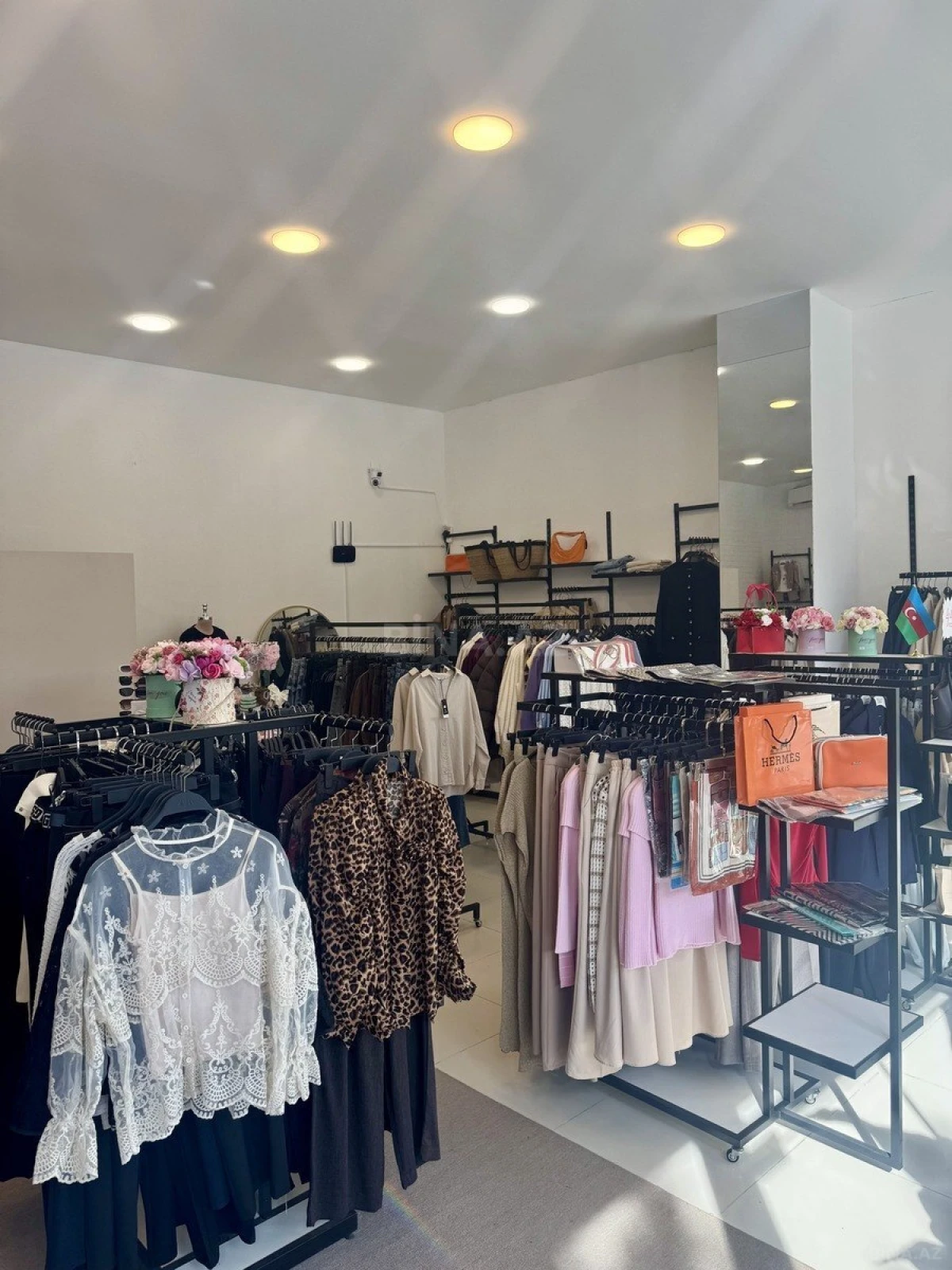 Kirayə verilir obyekt 83 m²