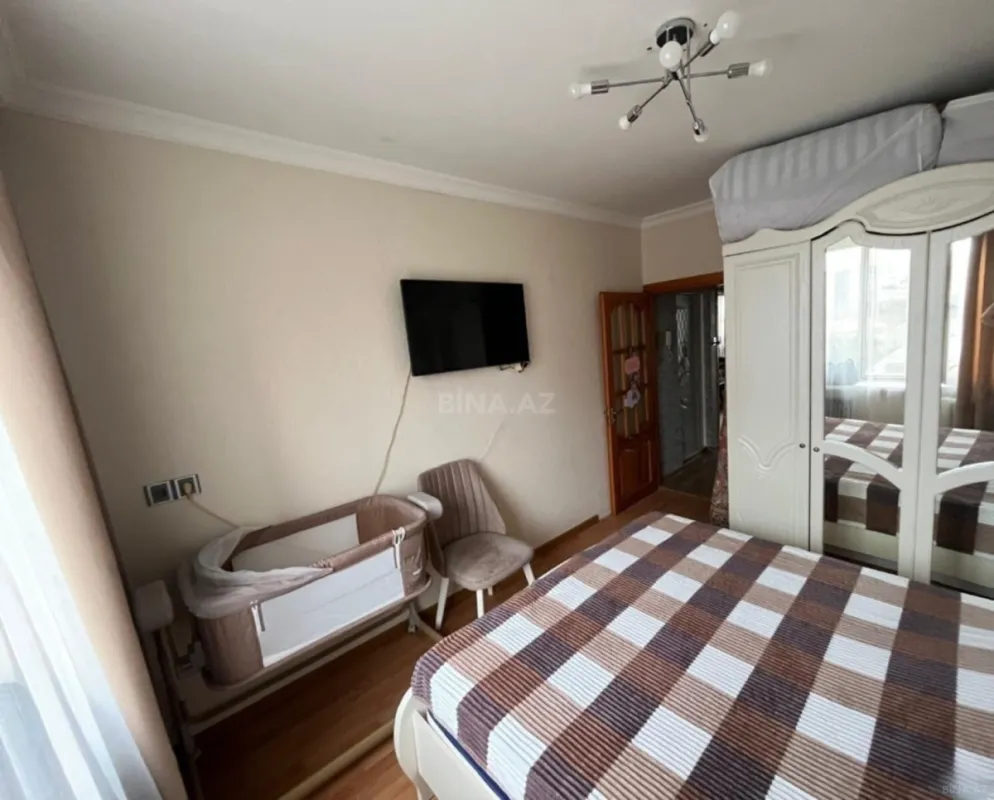 Satılır 2 otaqlı mənzil 70 m²