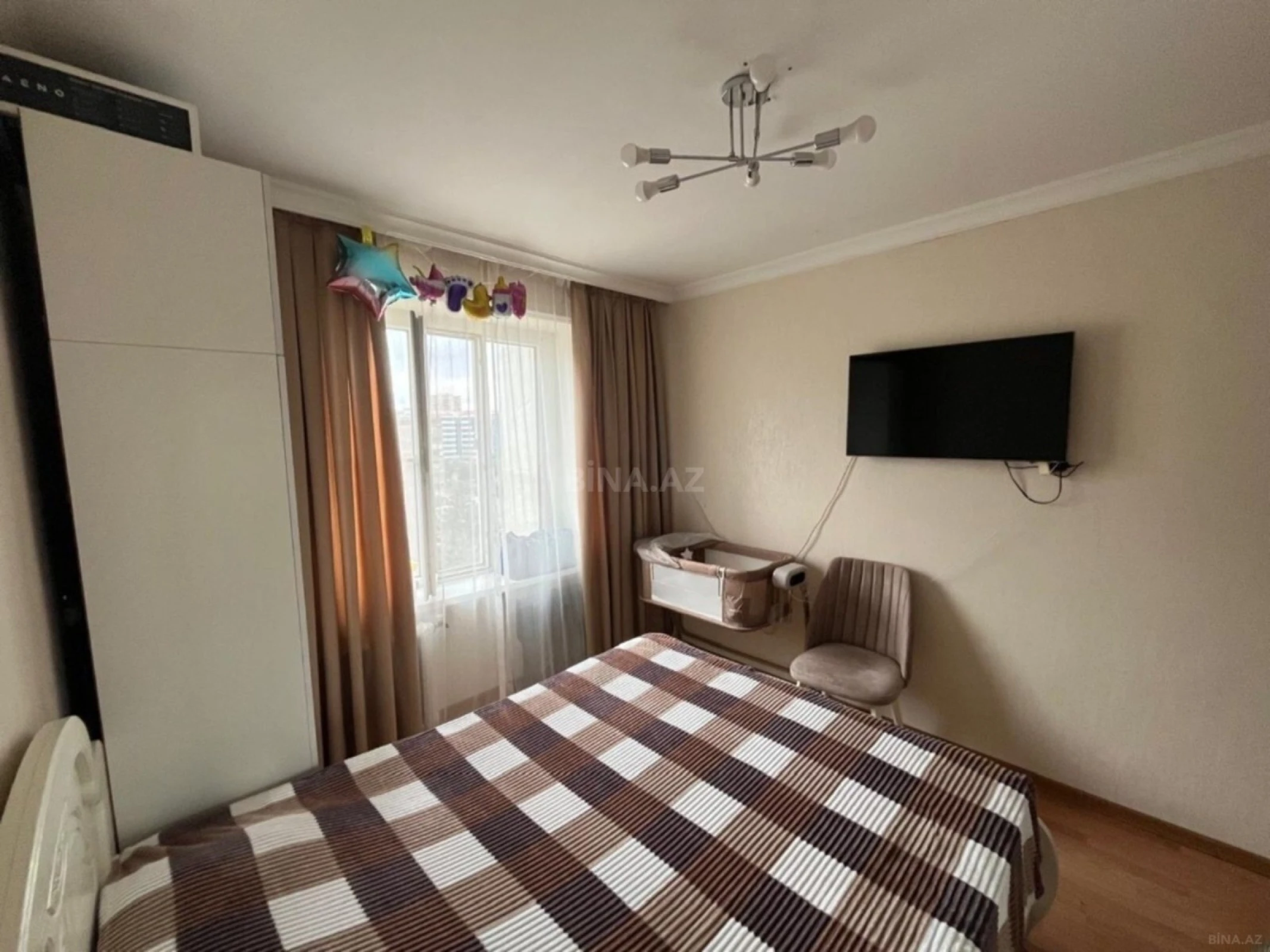 Satılır 2 otaqlı mənzil 70 m²