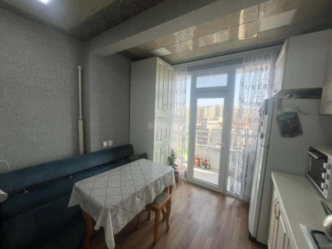 Satılır 2 otaqlı mənzil 70 m²