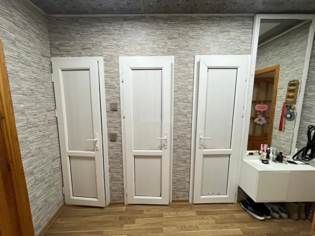 Satılır 2 otaqlı mənzil 70 m²