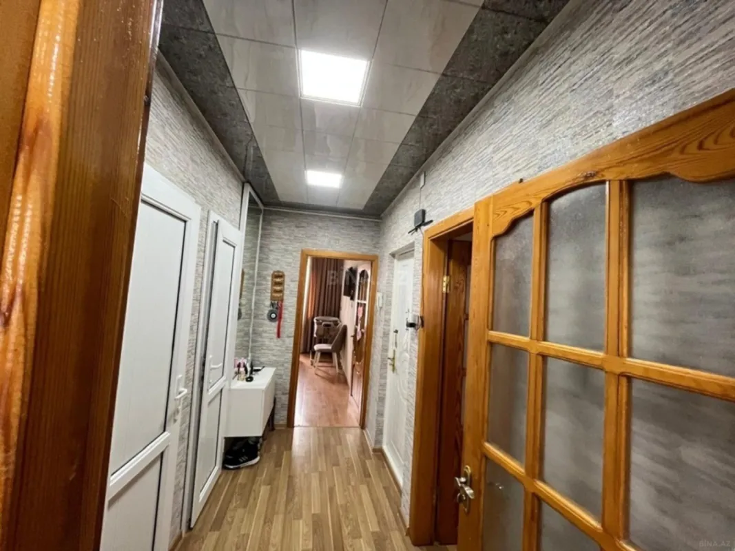 Satılır 2 otaqlı mənzil 70 m²