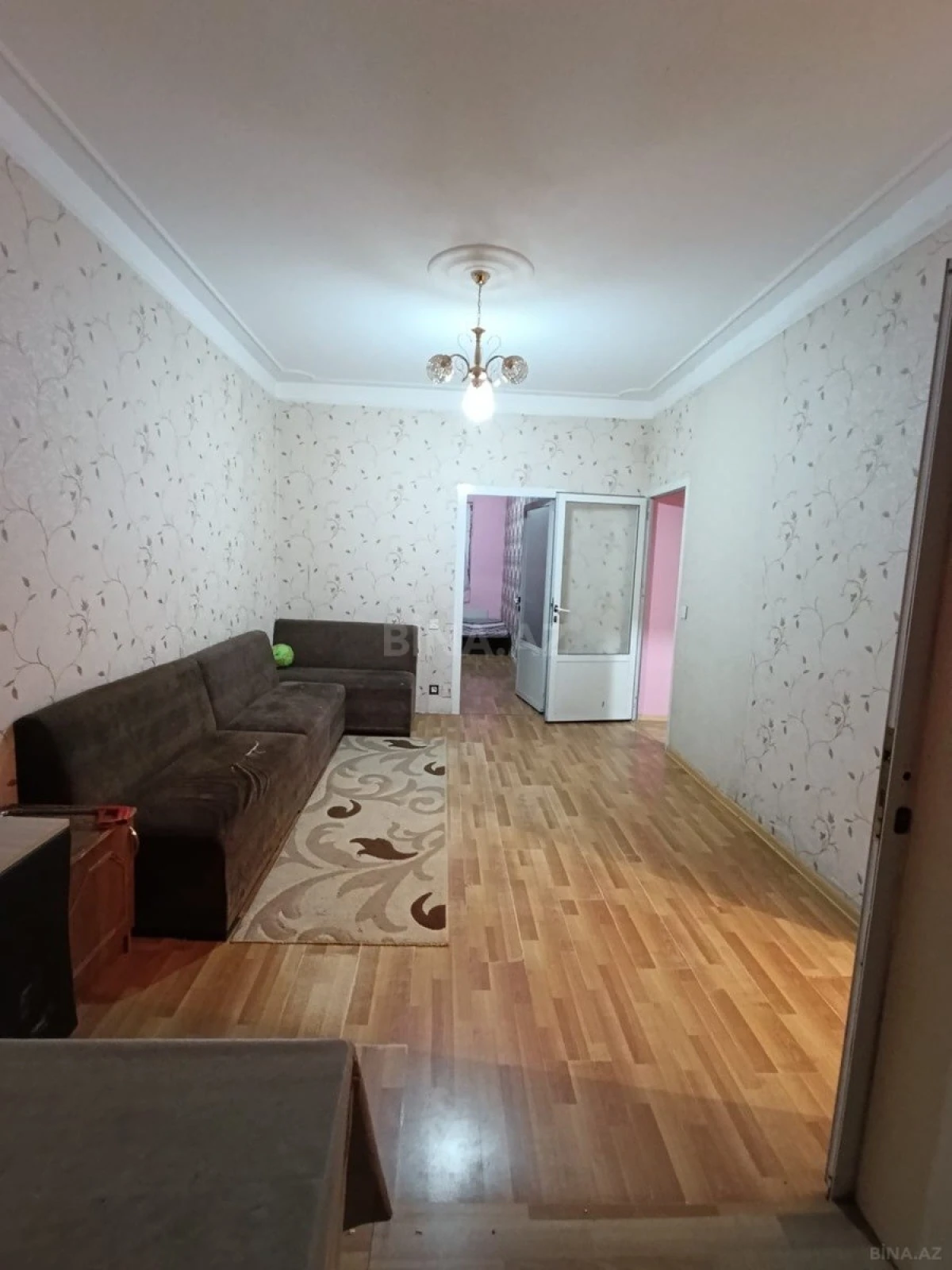 Kirayə verilir 2 otaqlı mənzil 50 m²