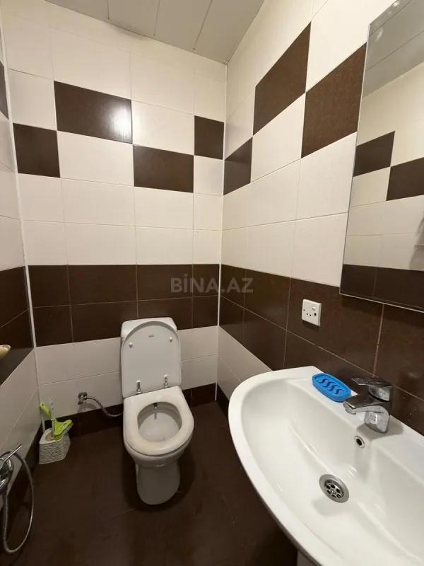 Kirayə verilir 6 otaqlı ofis 125 m²