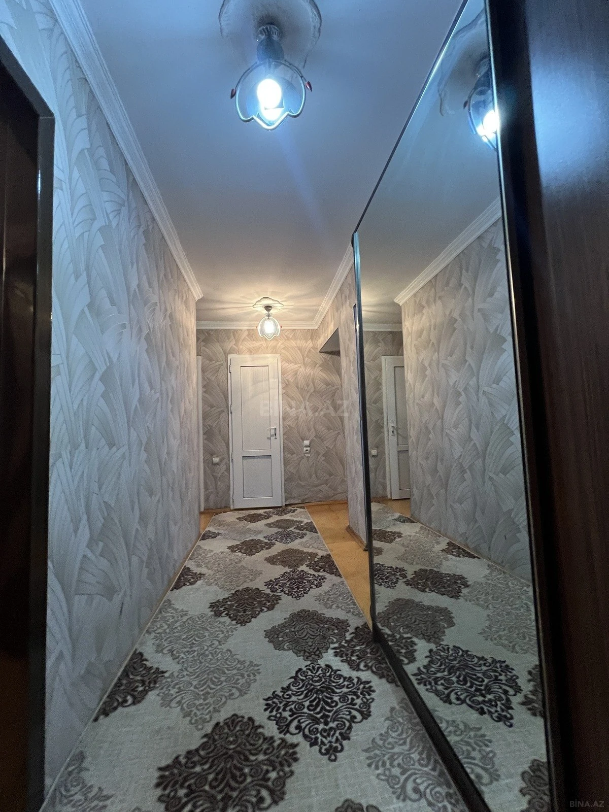 Satılır 3 otaqlı mənzil 87 m²