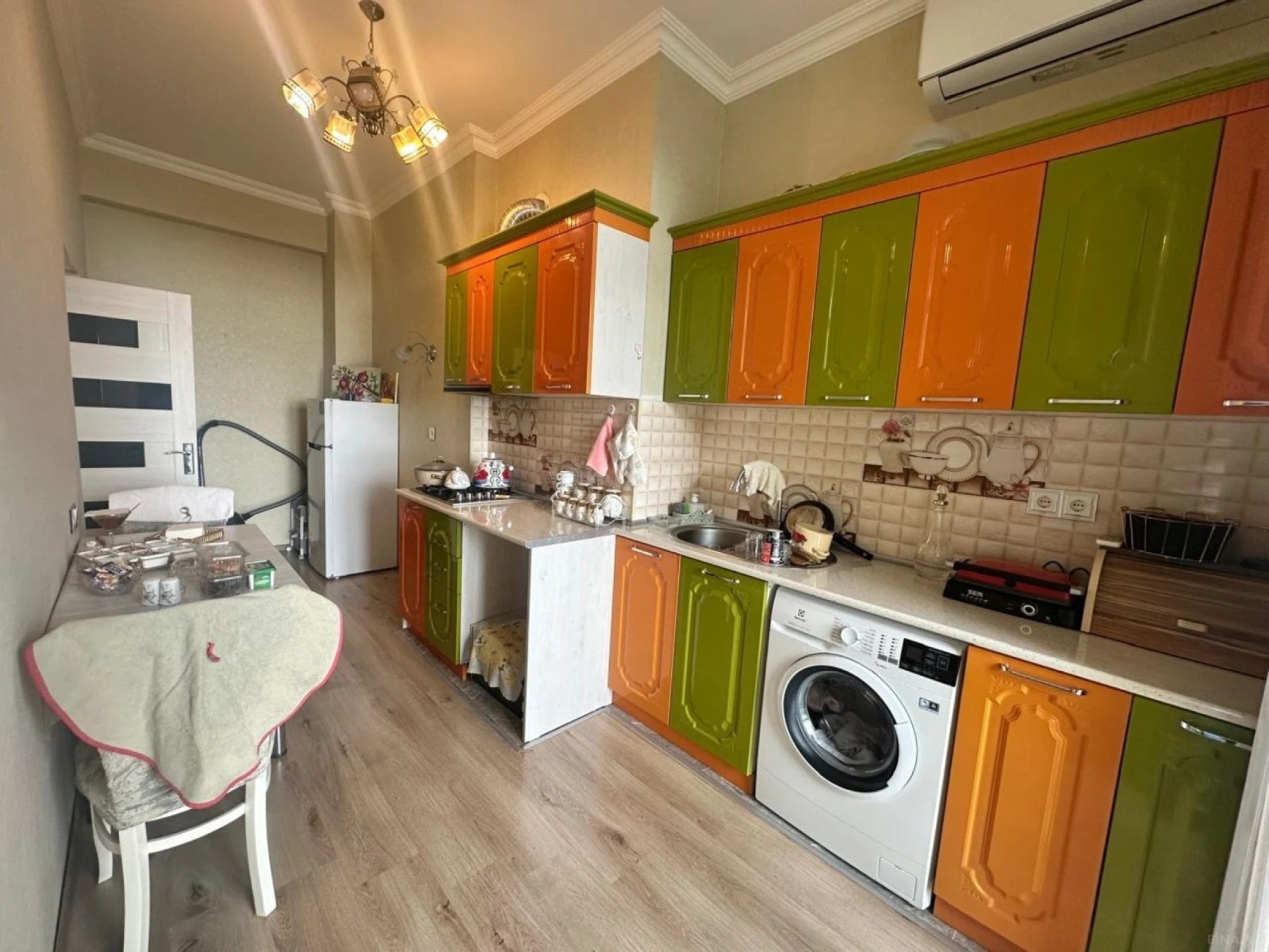 Kirayə verilir 1 otaqlı mənzil 50 m²