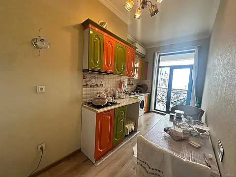 Kirayə verilir 1 otaqlı mənzil 50 m²