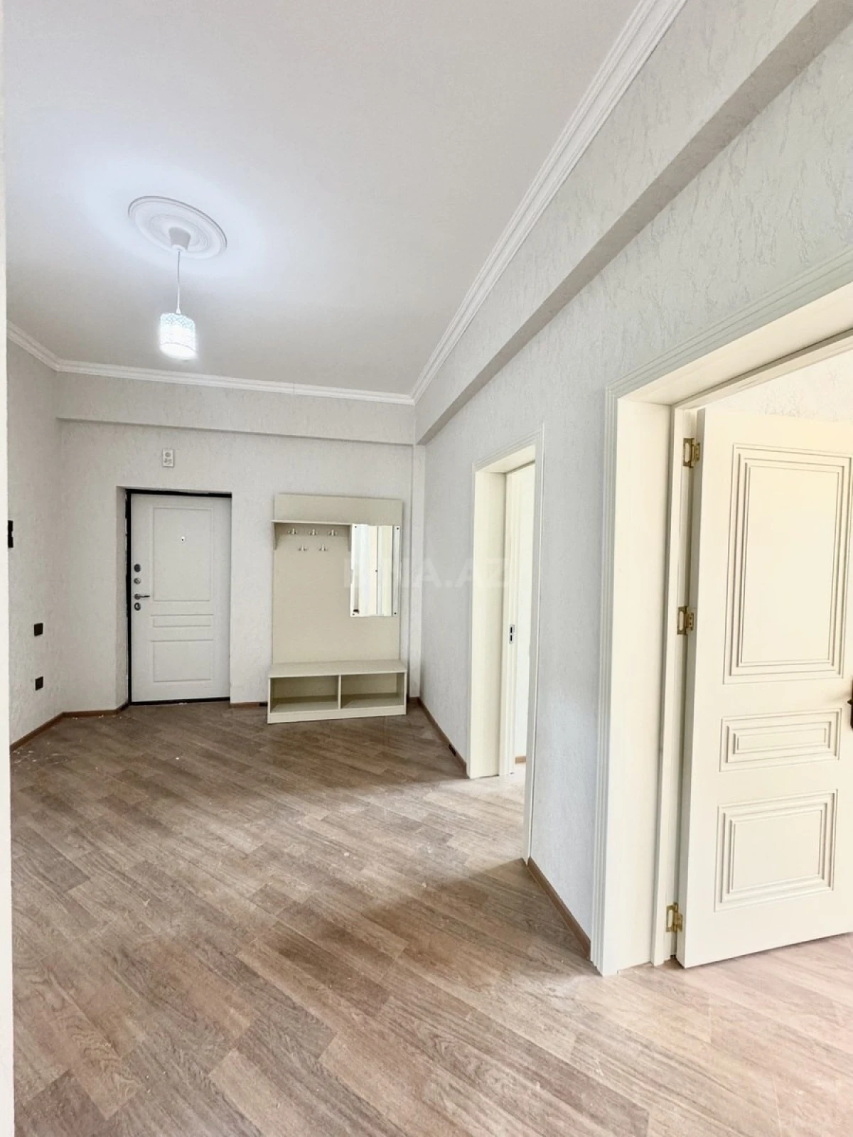 Kirayə verilir 3 otaqlı mənzil 125 m²