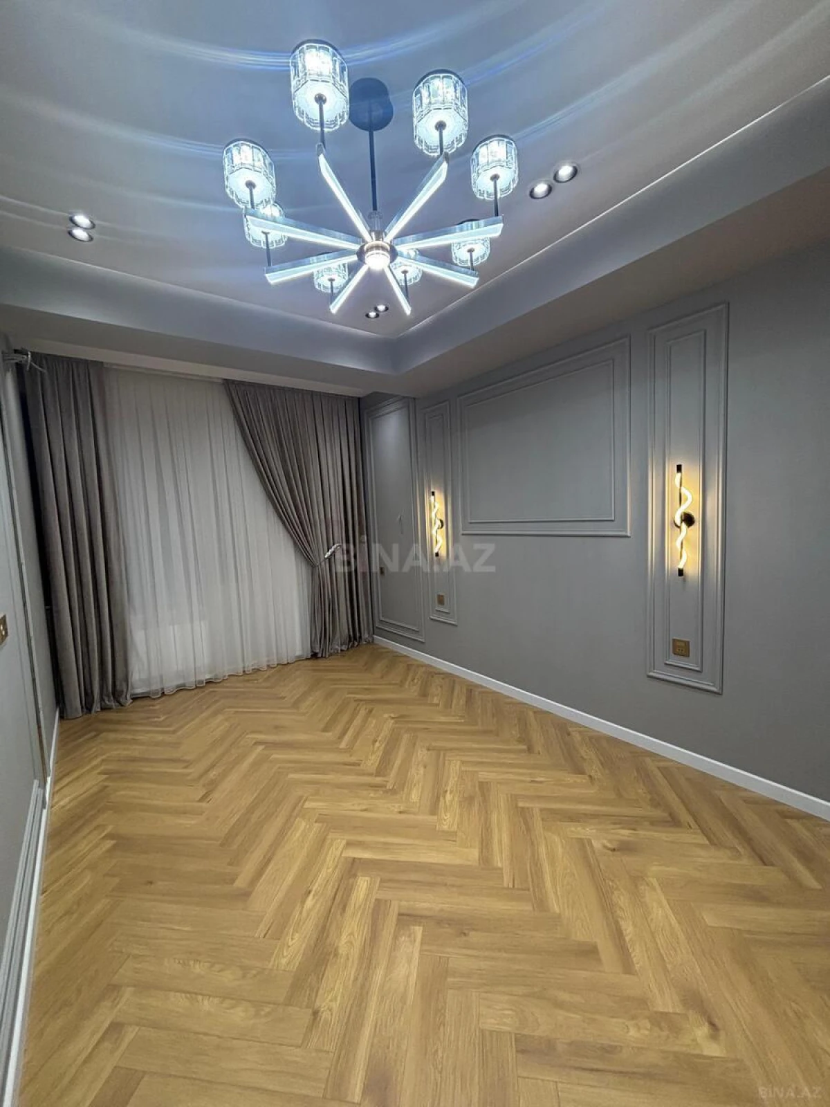 Satılır 3 otaqlı mənzil 101 m²