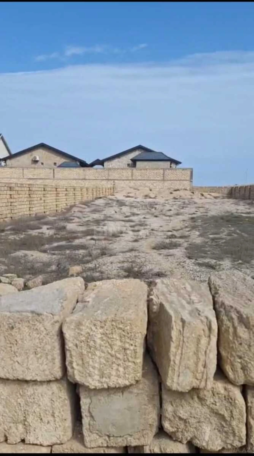 Satılır torpaq sahəsi 12 m²