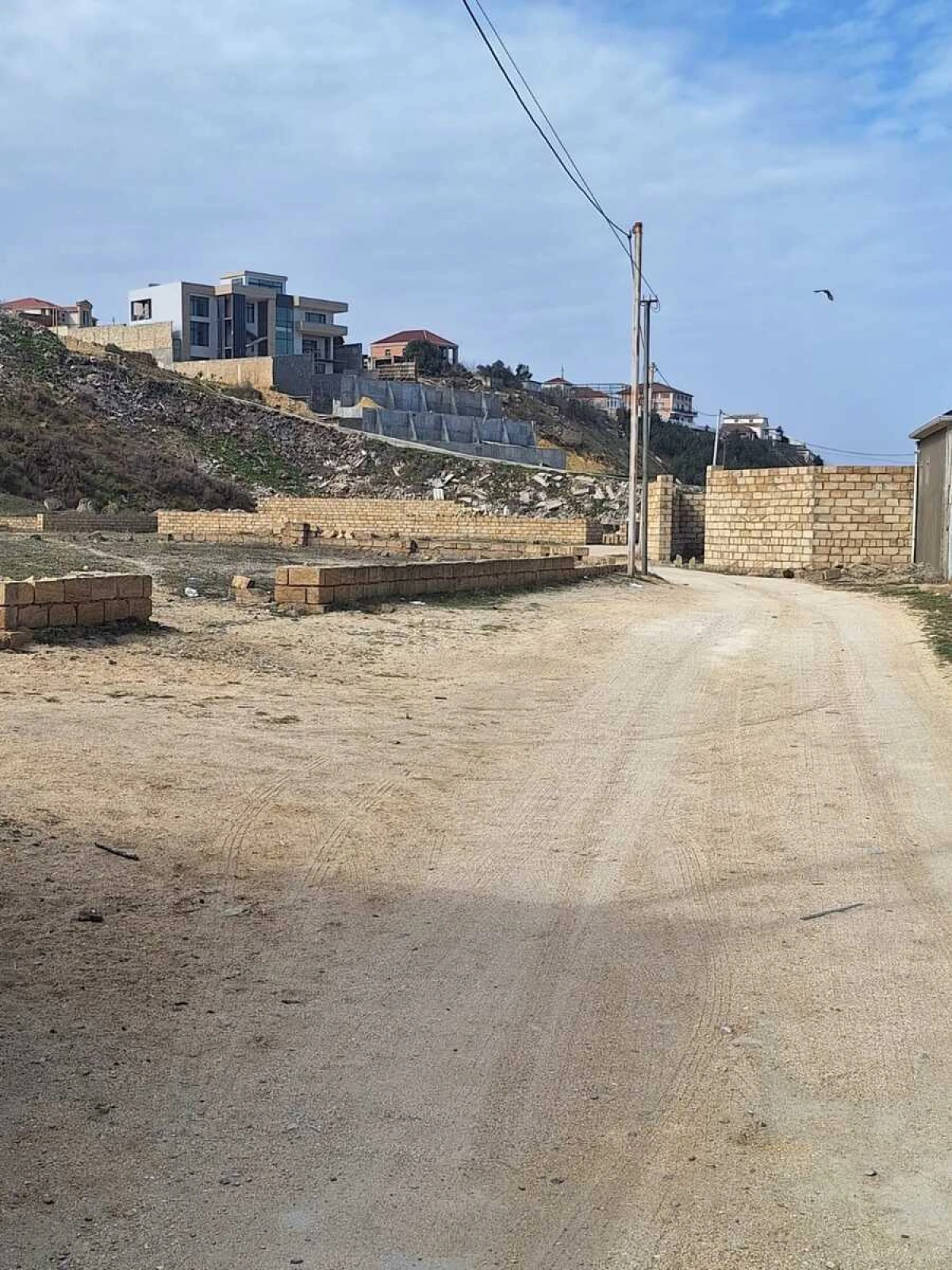 Satılır torpaq sahəsi 12 m²