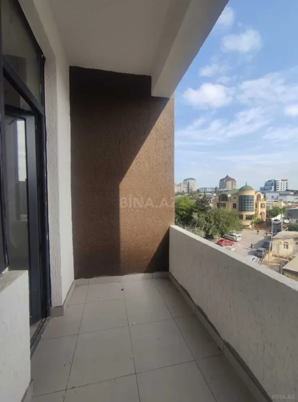 Satılır 2 otaqlı mənzil 98.4 m²