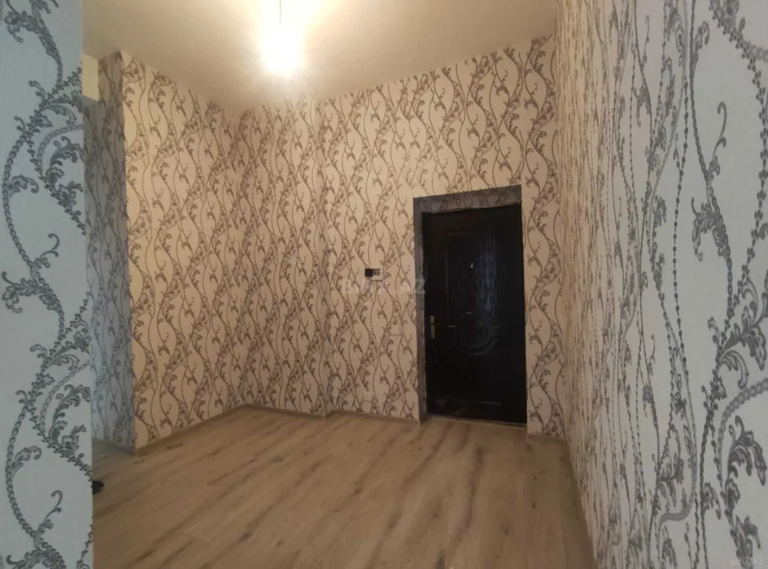 Satılır 2 otaqlı mənzil 98.4 m²
