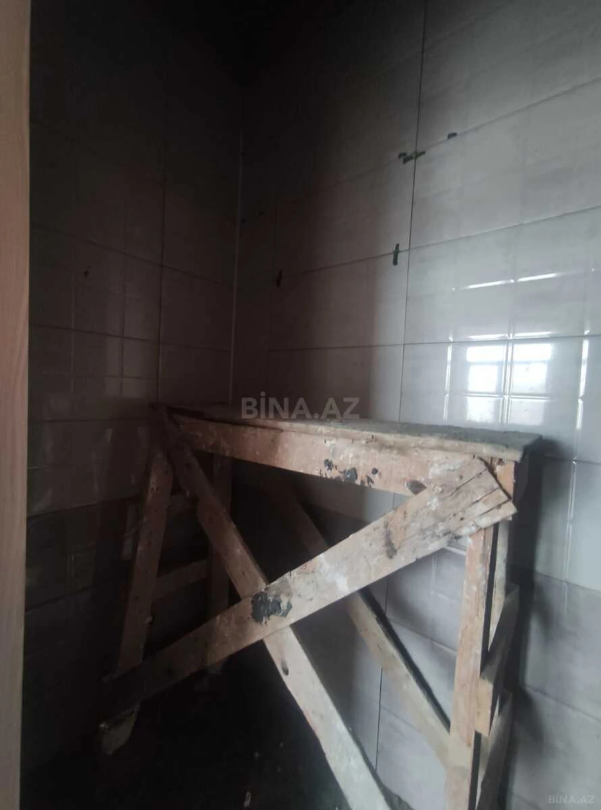 Satılır 2 otaqlı mənzil 98.4 m²