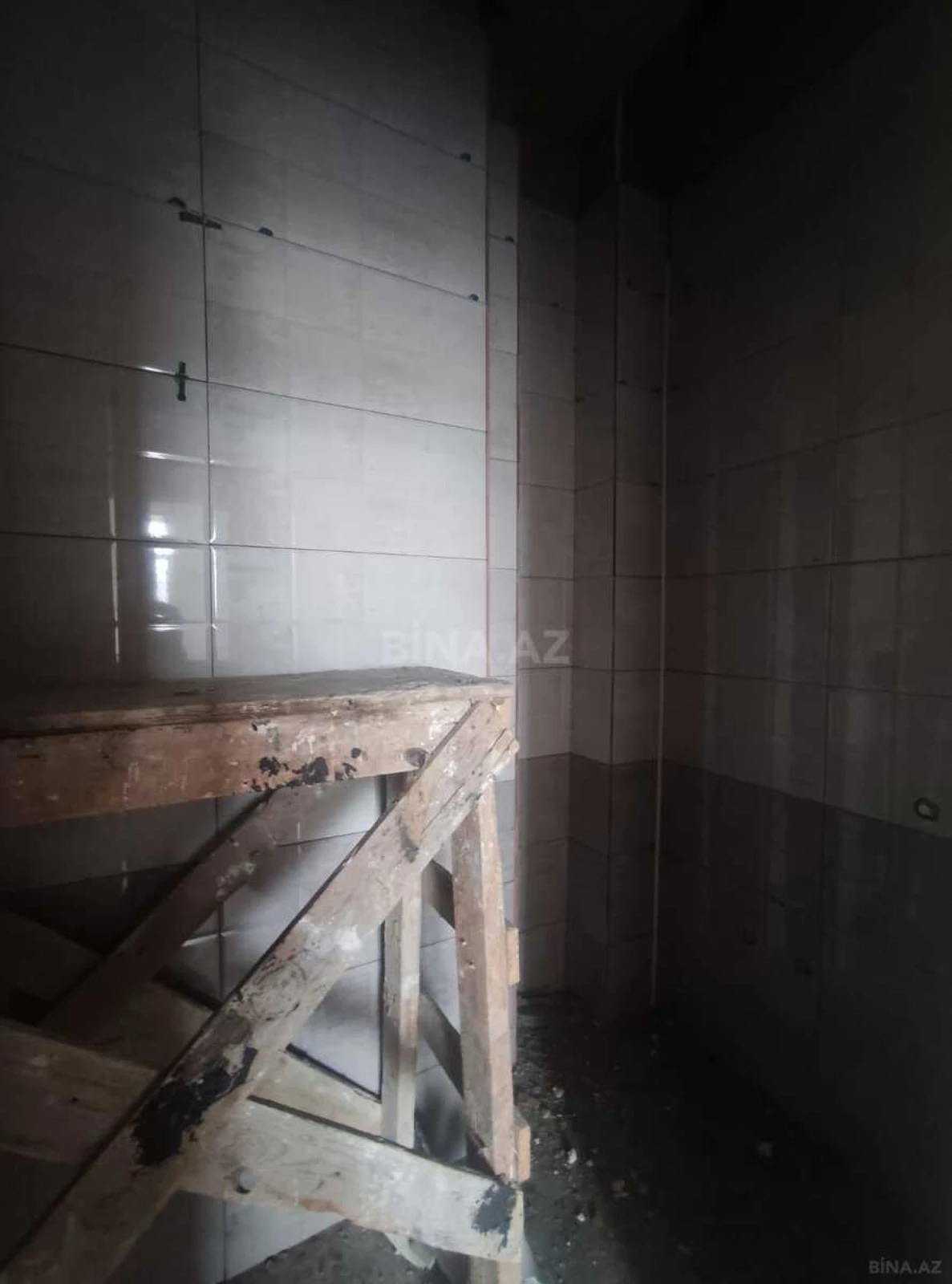 Satılır 2 otaqlı mənzil 98.4 m²