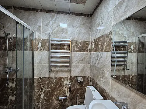 Kirayə verilir 2 otaqlı mənzil 58 m²