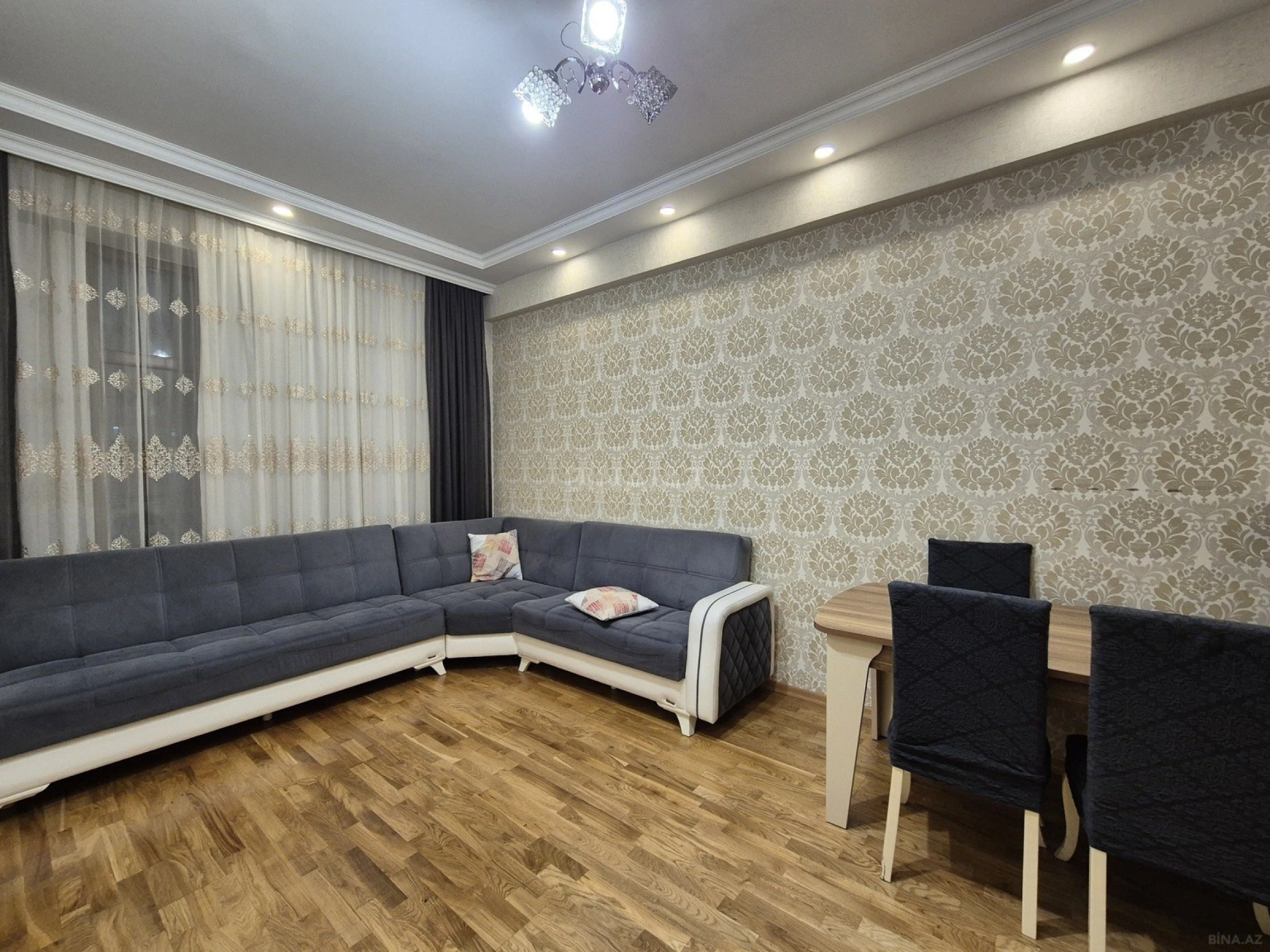 Kirayə verilir 2 otaqlı mənzil 58 m²