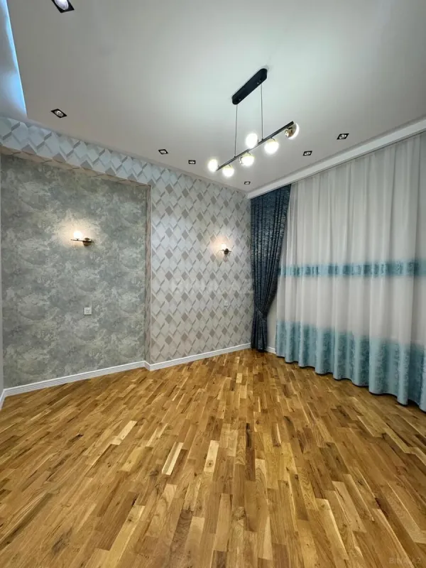 Satılır 3 otaqlı mənzil 115 m²