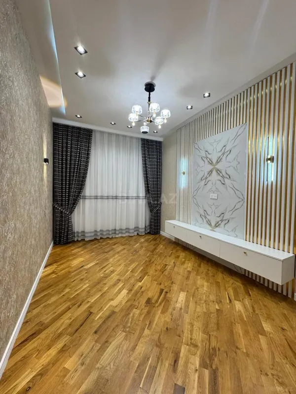 Satılır 3 otaqlı mənzil 115 m²