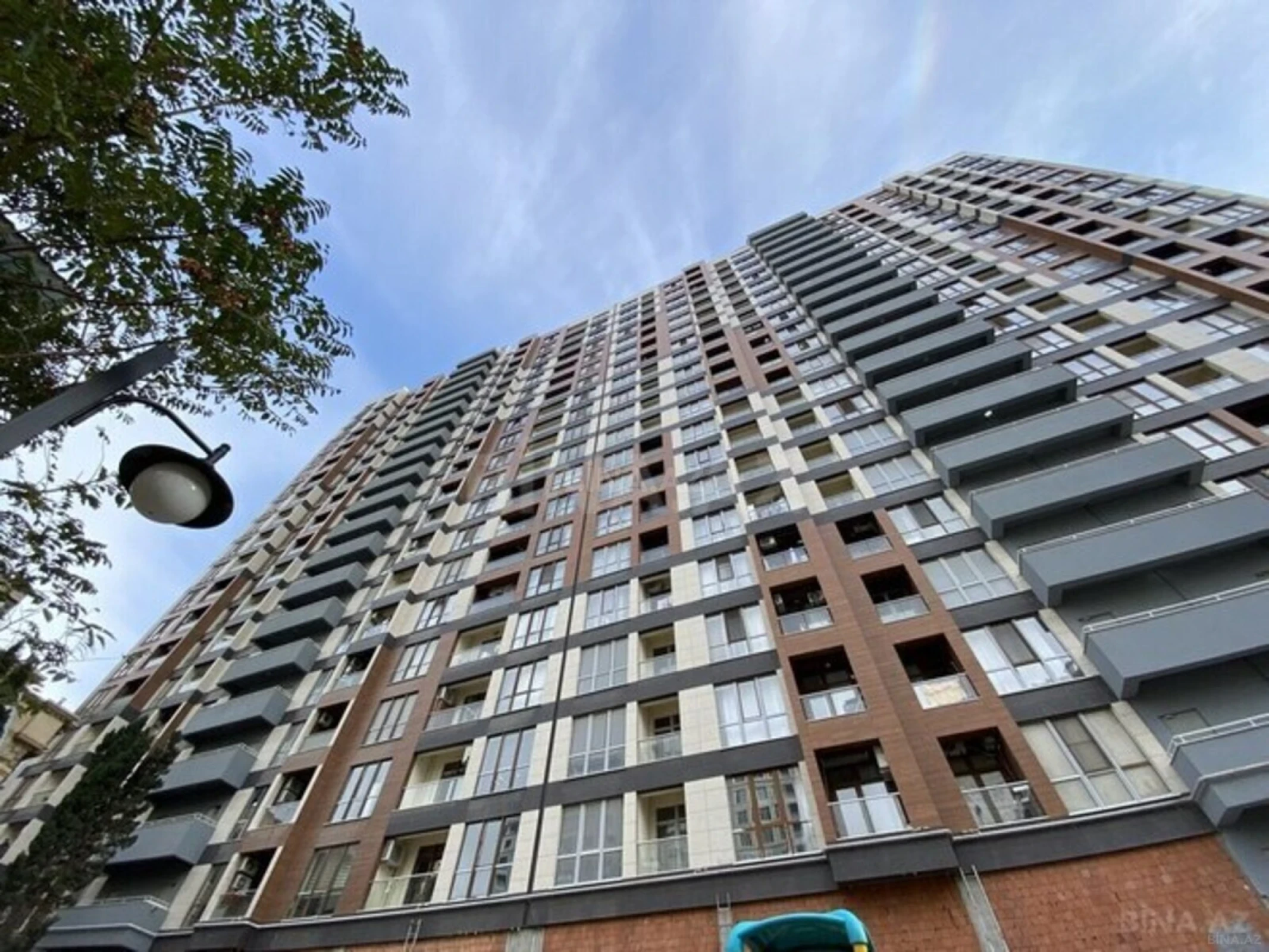 Satılır 2 otaqlı mənzil 56 m²