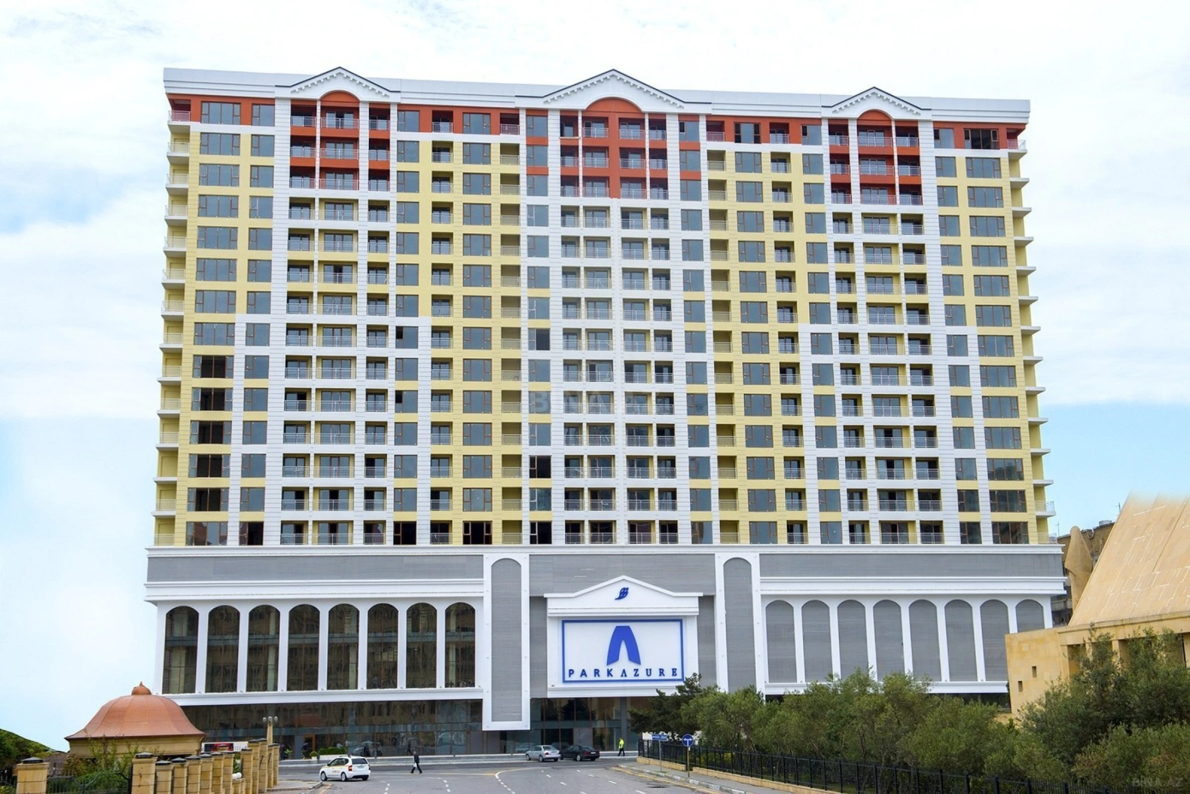 Satılır 2 otaqlı mənzil 105 m²