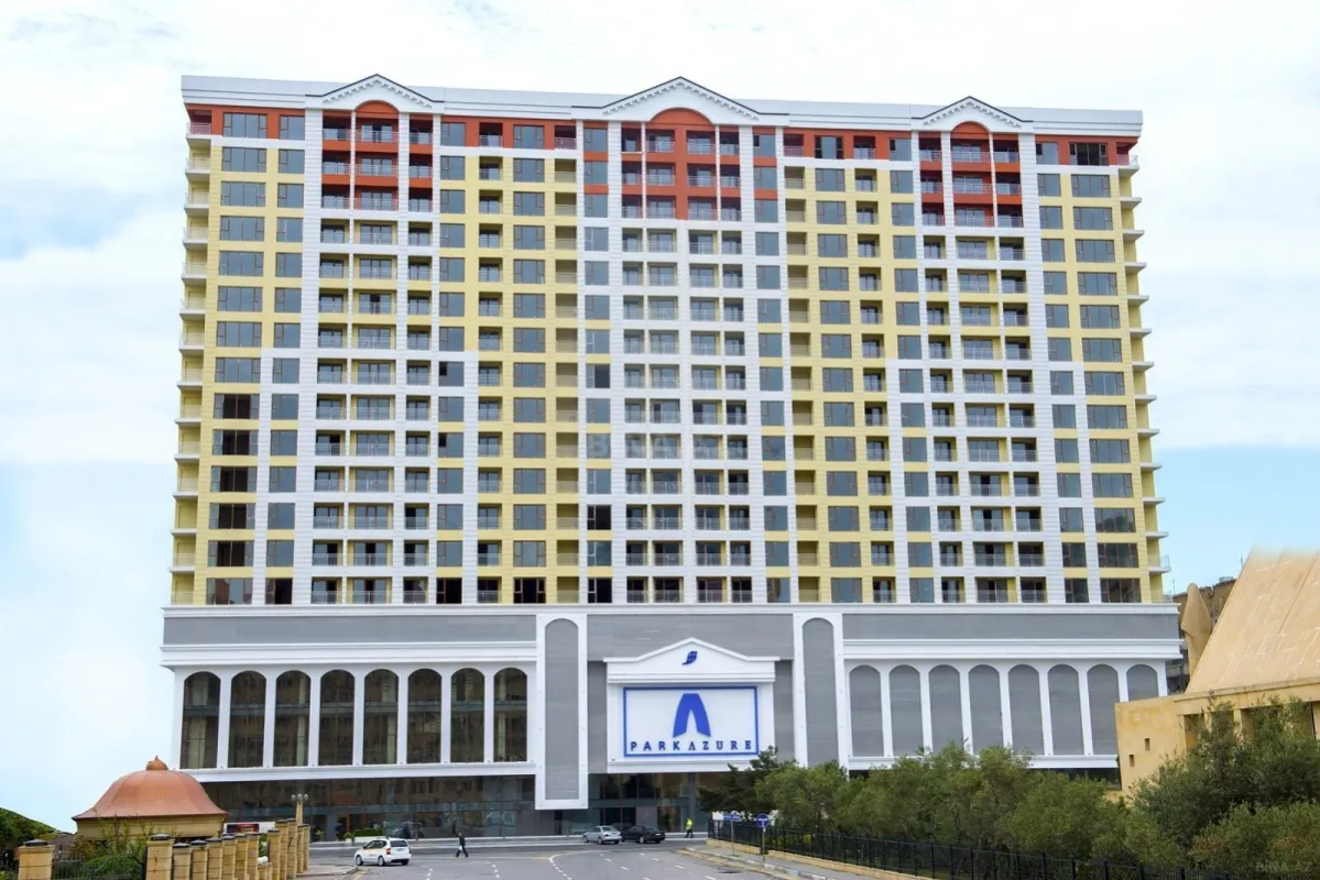 Satılır 2 otaqlı mənzil 105 m²