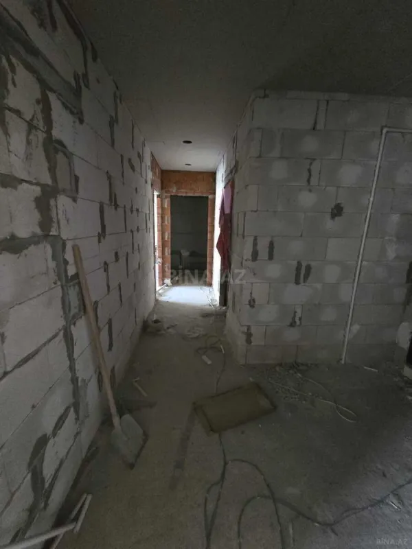 Satılır 2 otaqlı mənzil 105 m²