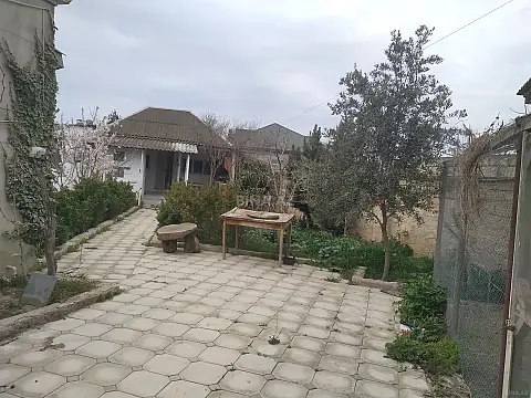 Satılır 3 otaqlı həyət evi 60 m²