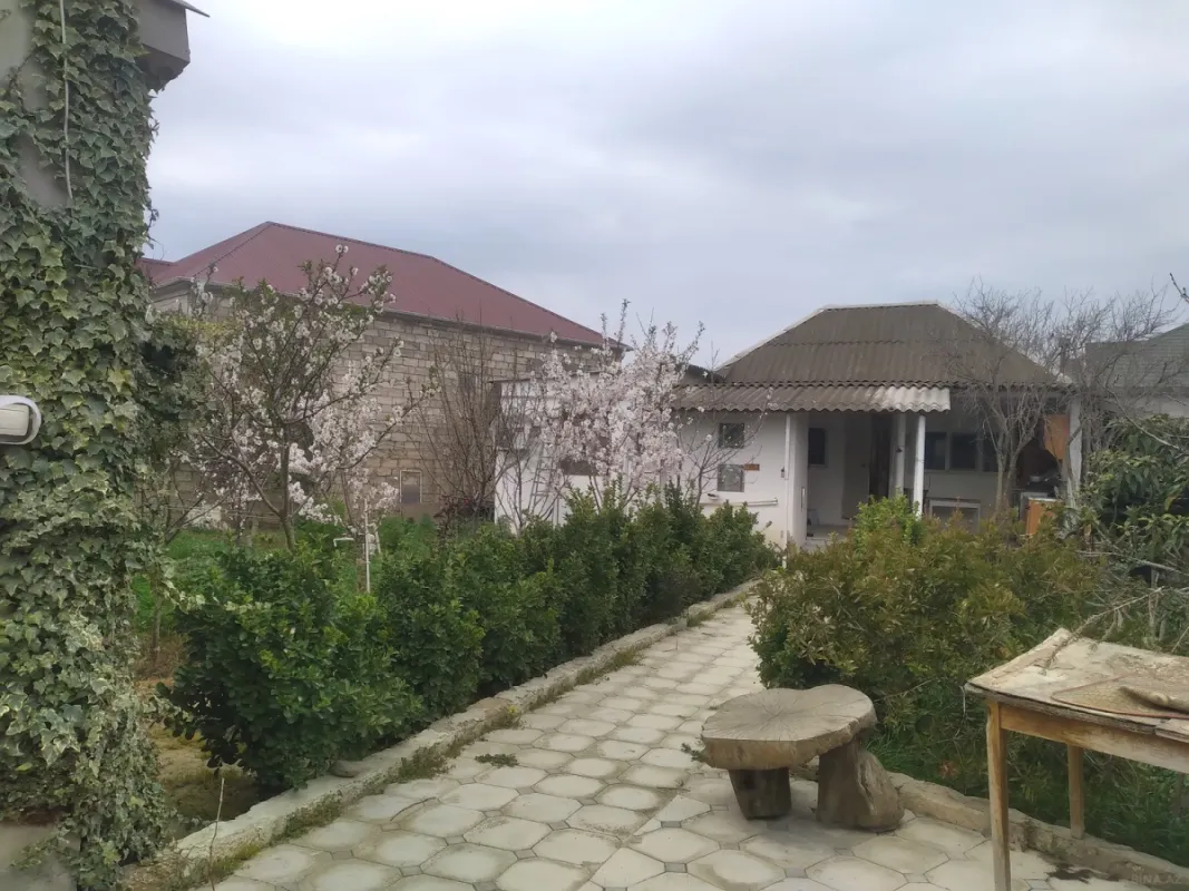 Satılır 3 otaqlı həyət evi 60 m²
