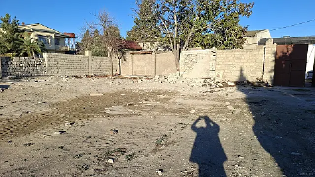 Satılır torpaq sahəsi 2.5 m²