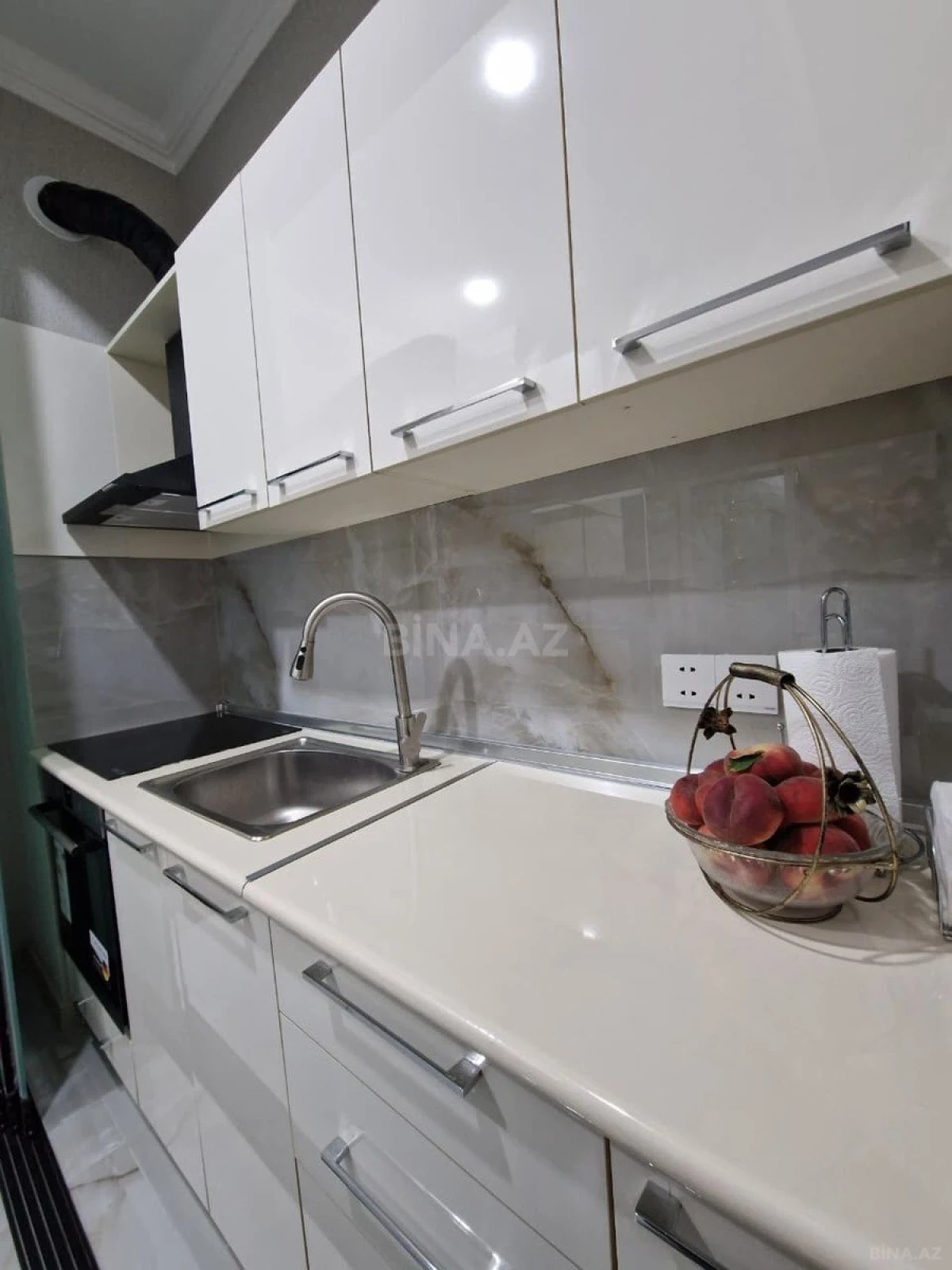 Kirayə verilir 2 otaqlı mənzil 70 m²