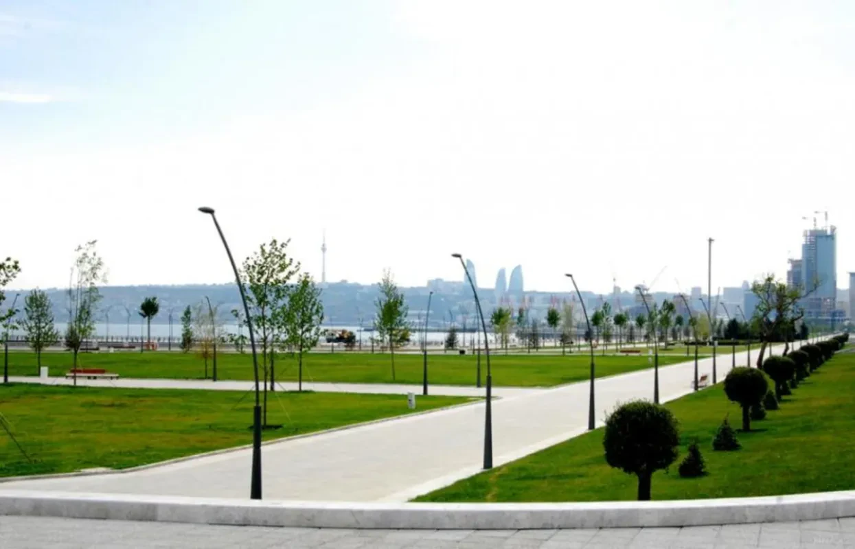 Kirayə verilir 2 otaqlı mənzil 70 m²