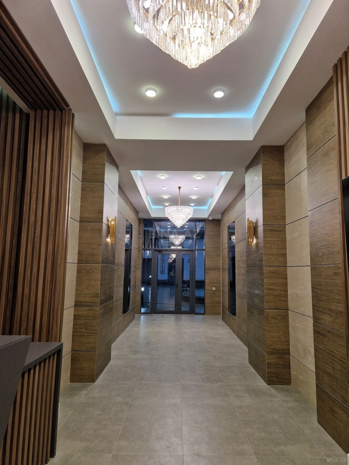 Kirayə verilir 2 otaqlı mənzil 70 m²